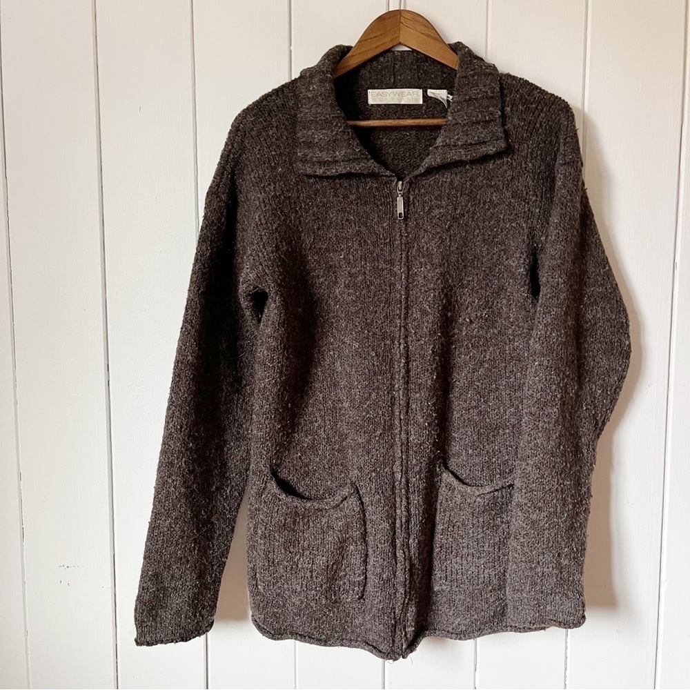 Vintage Easywear Clothing Zip up Sweater. Size Small.